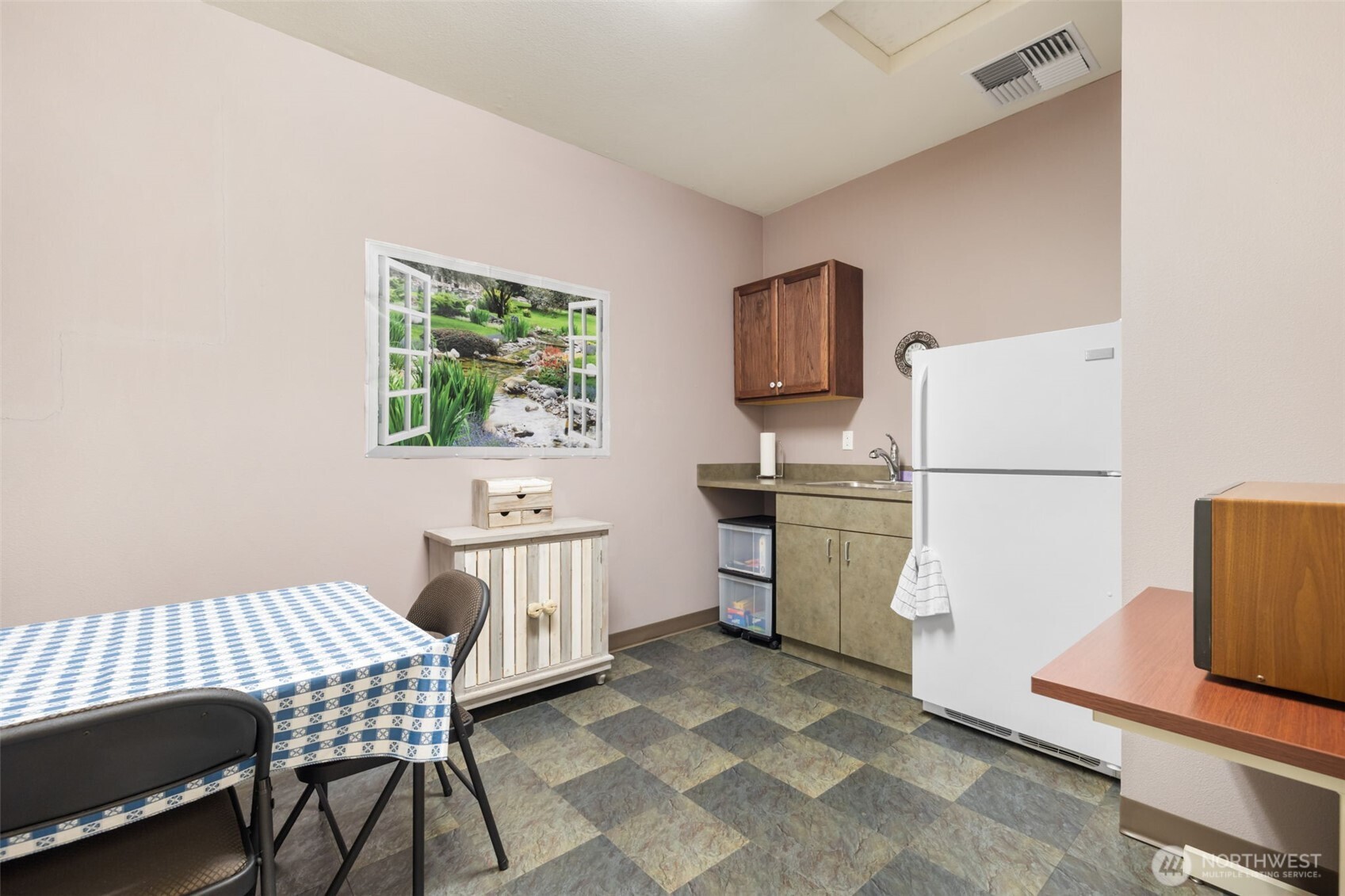 1740 Pottery Avenue #300, Port Orchard, WA 98366