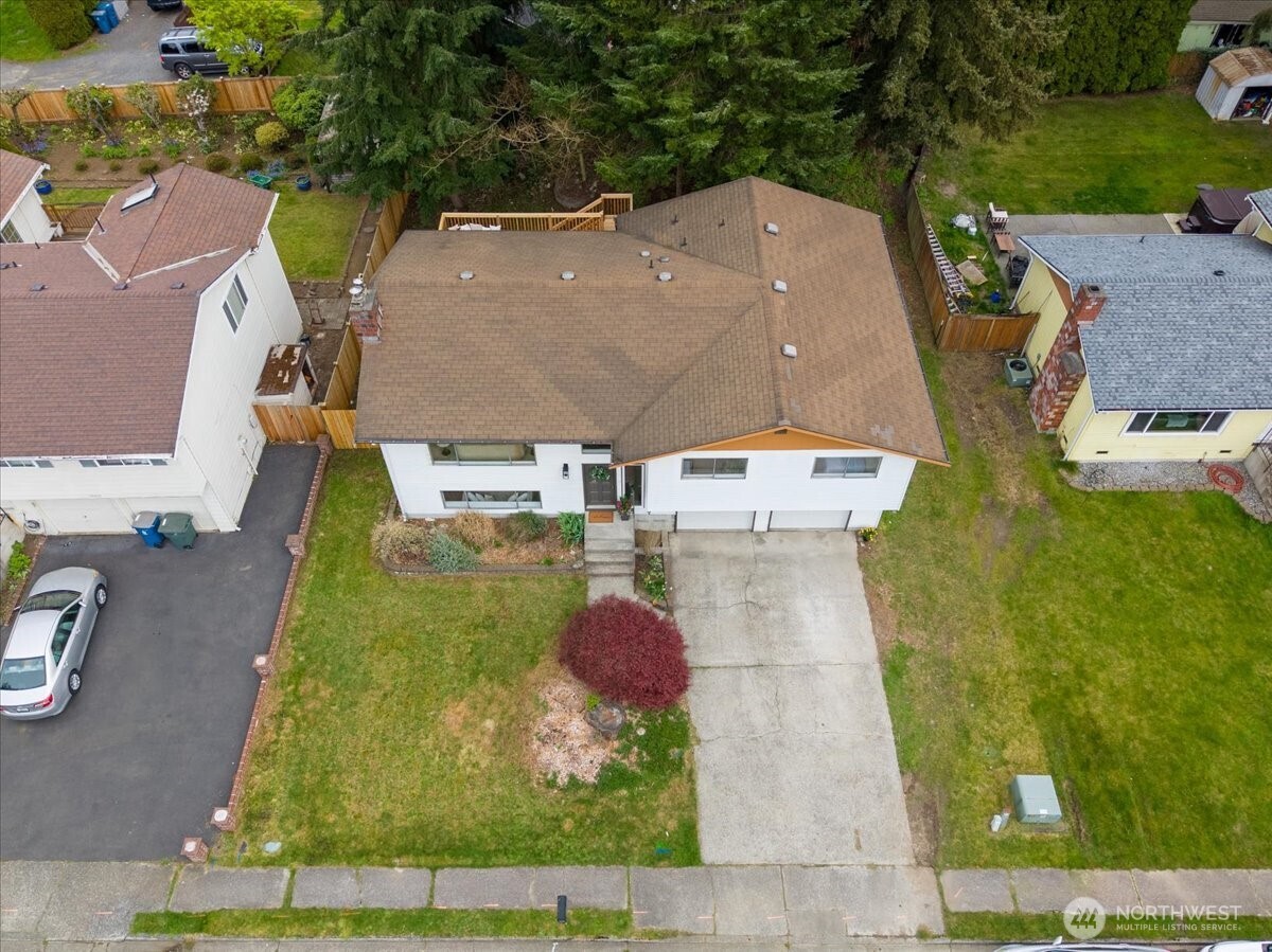 18015 56th Avenue W, Lynnwood, WA 98037