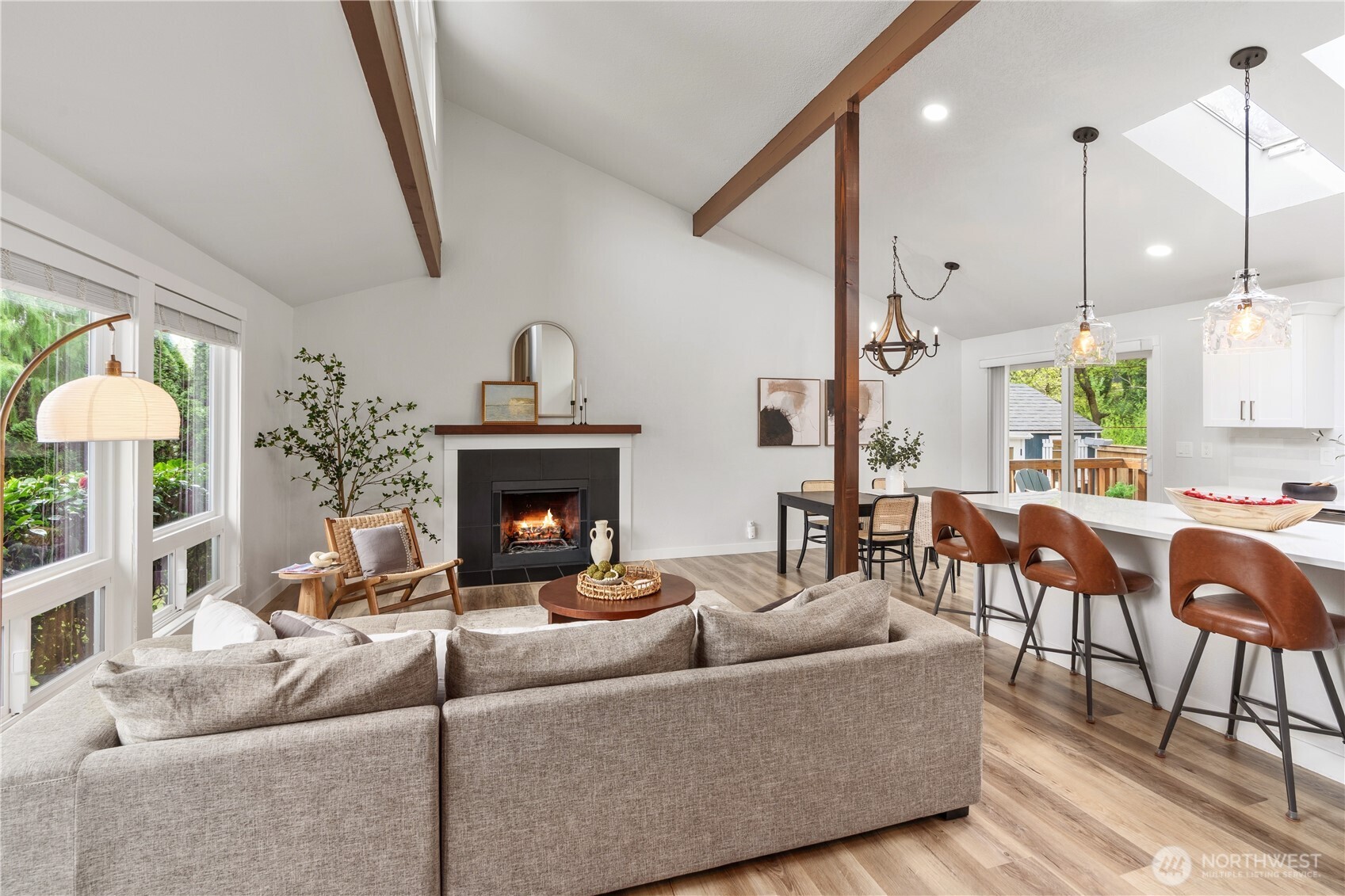14301 101st Place NE, Kirkland, WA 98034