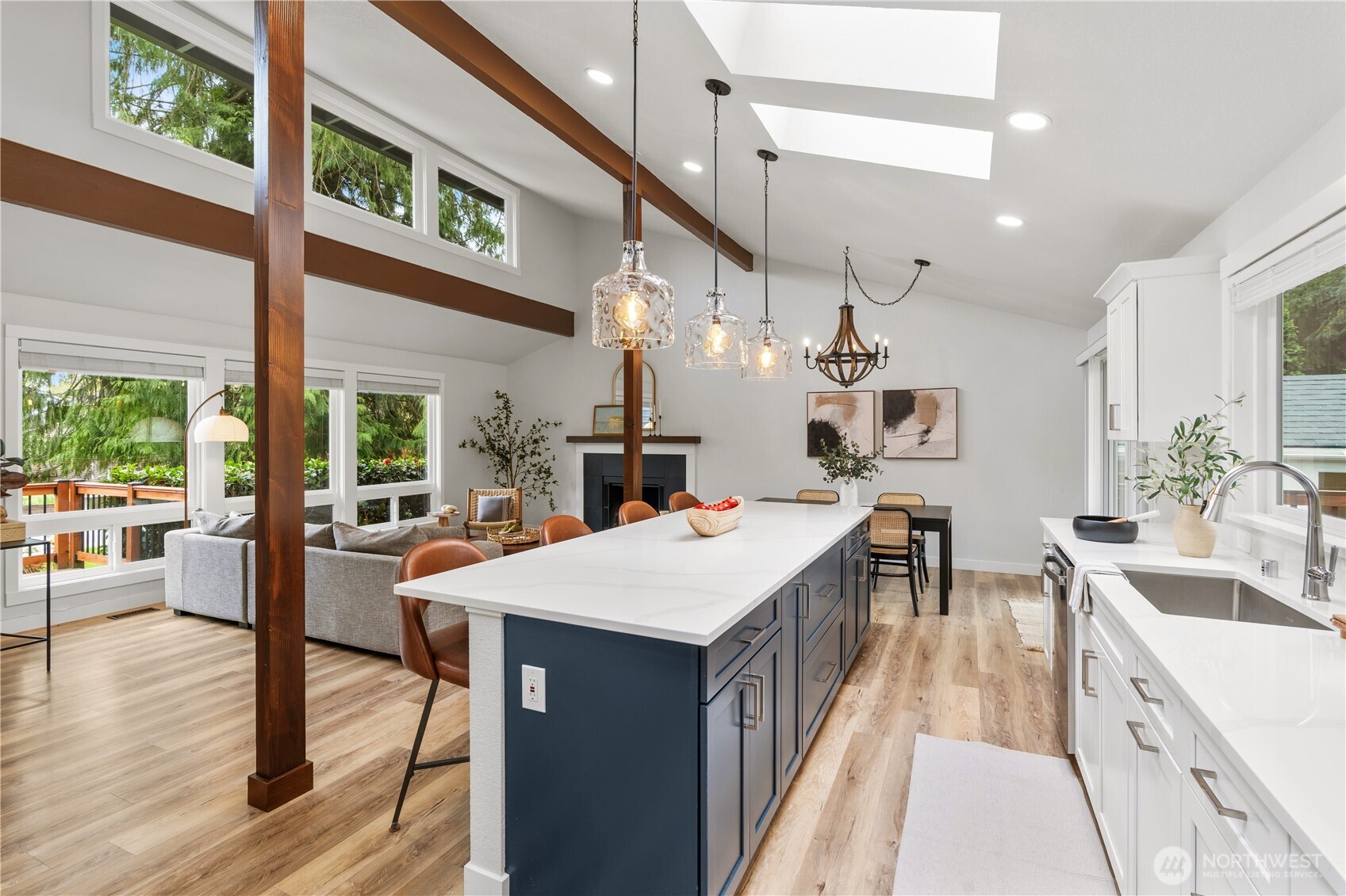 14301 101st Place NE, Kirkland, WA 98034