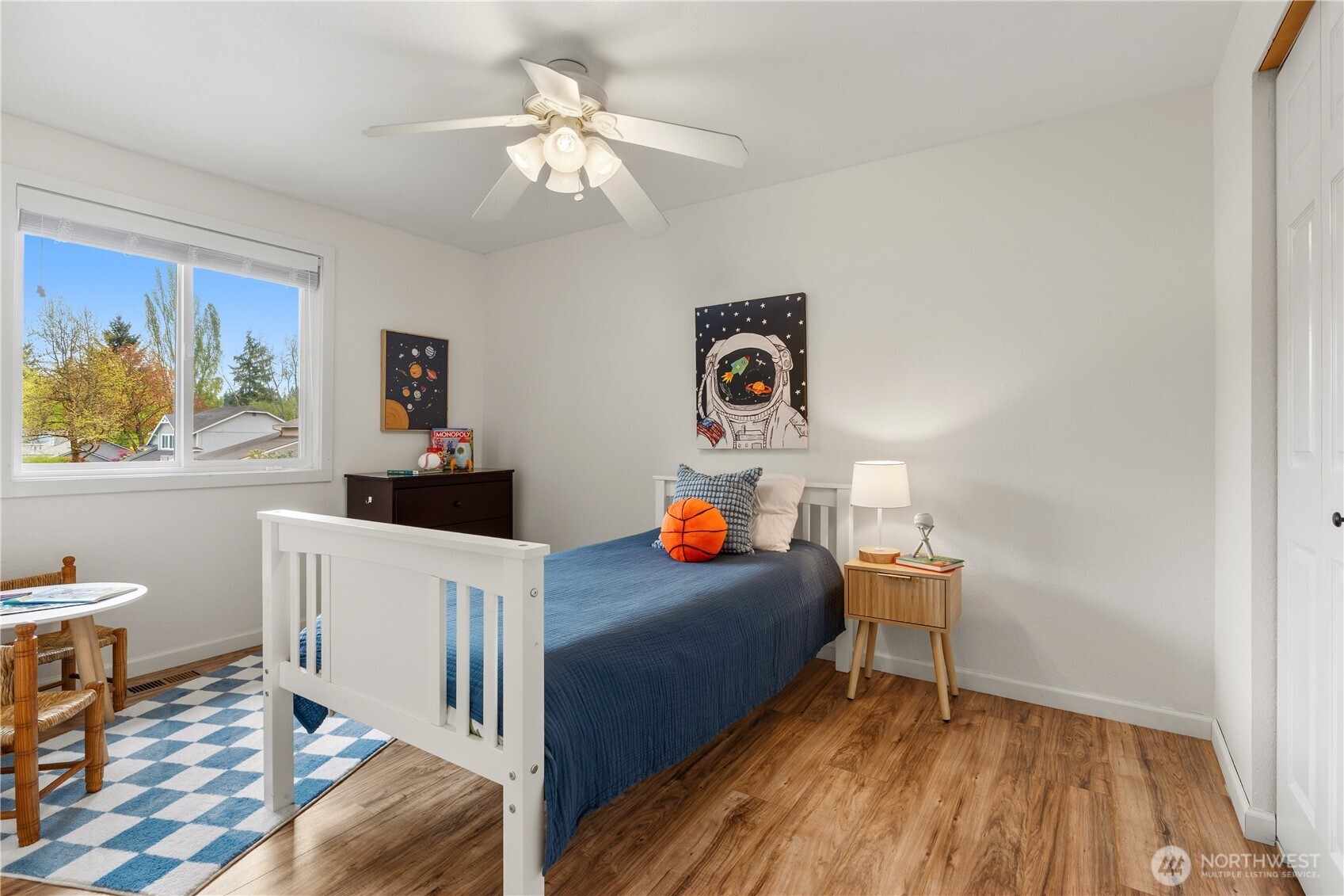 14301 101st Place NE, Kirkland, WA 98034
