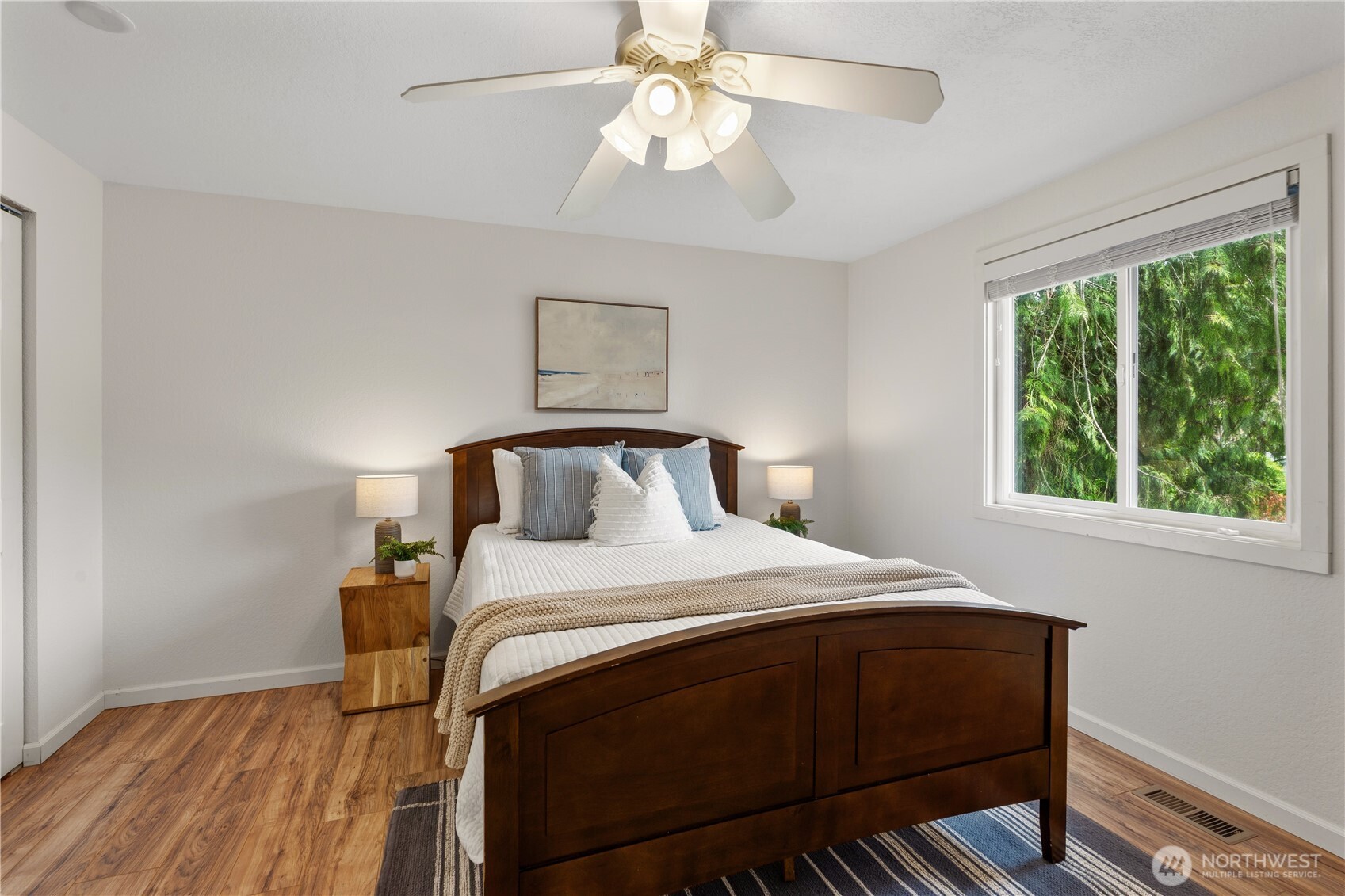 14301 101st Place NE, Kirkland, WA 98034