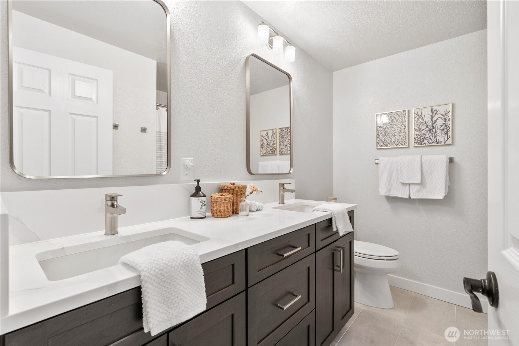14301 101st Place NE, Kirkland, WA 98034