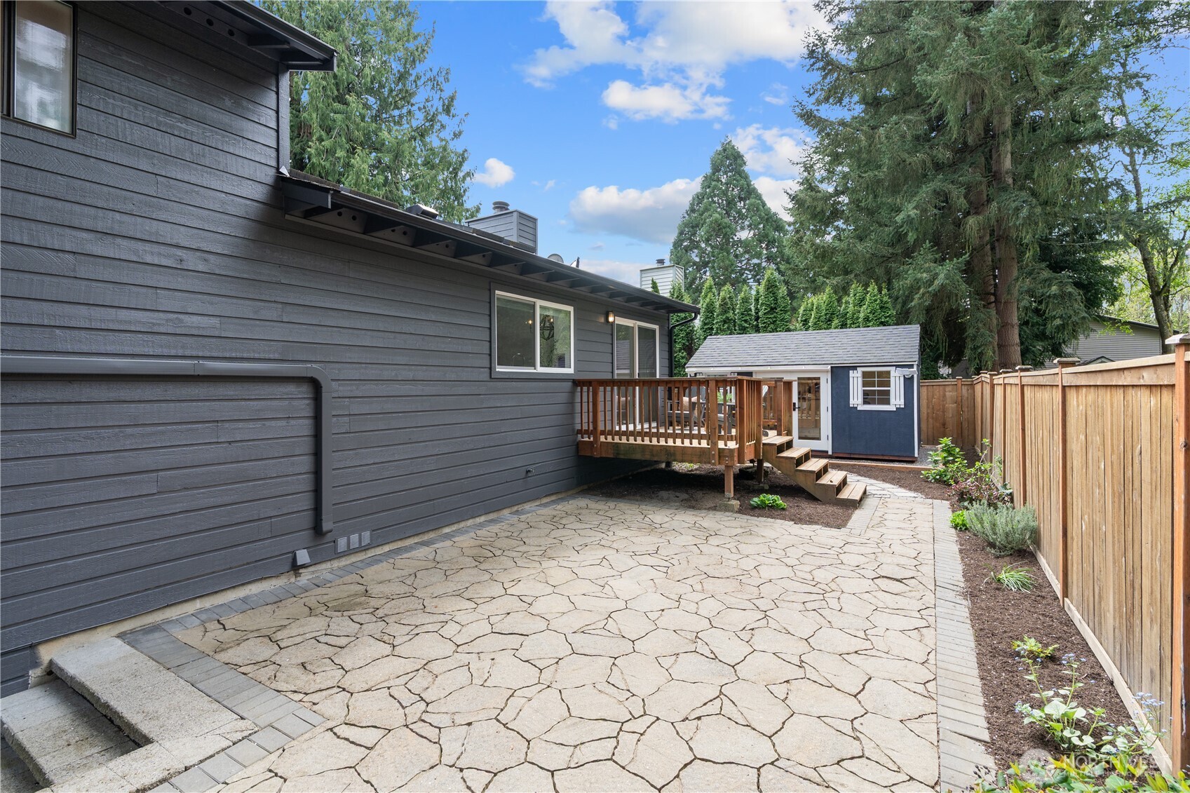 14301 101st Place NE, Kirkland, WA 98034