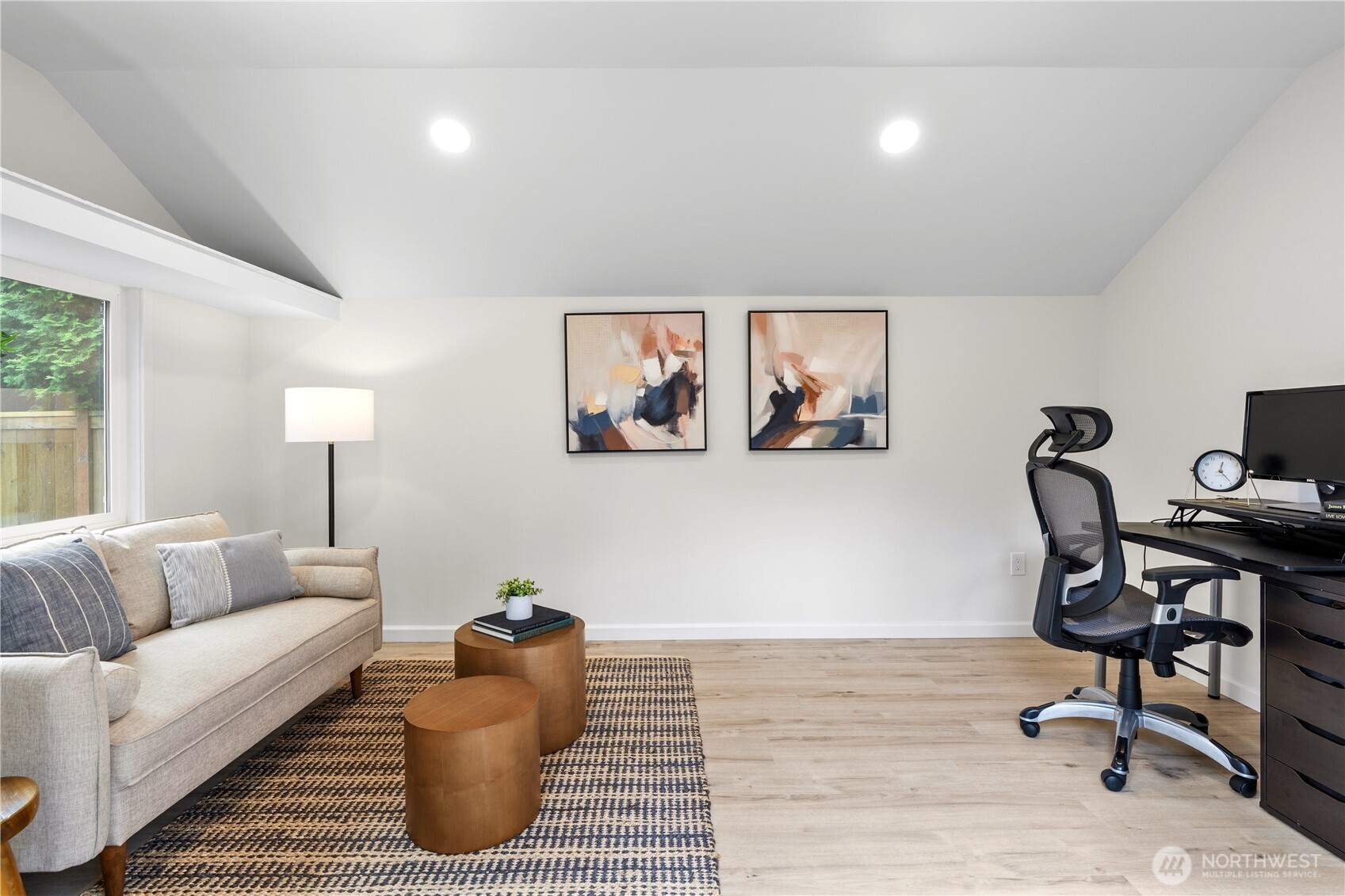14301 101st Place NE, Kirkland, WA 98034
