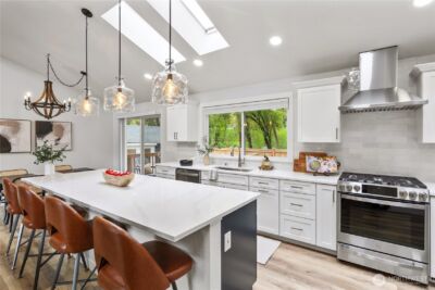 14301 101st Place NE, Kirkland, WA 98034 - Photo 7