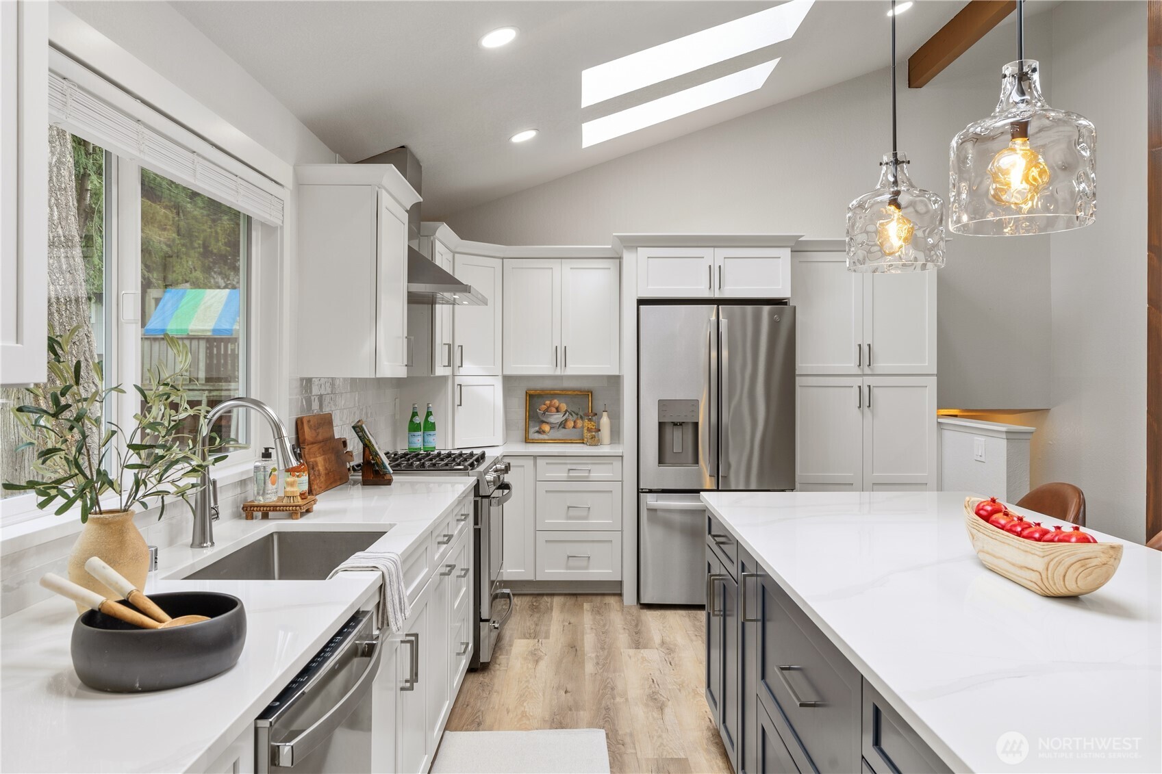 14301 101st Place NE, Kirkland, WA 98034