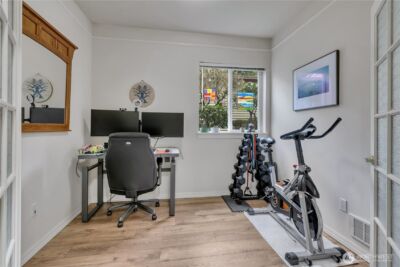 23009 Lakeview Drive #B103, Mountlake Terrace, WA 98043-2381 - Photo 20