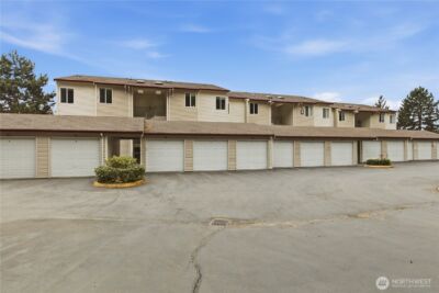 23009 Lakeview Drive #B103, Mountlake Terrace, WA 98043-2381 - Photo 23