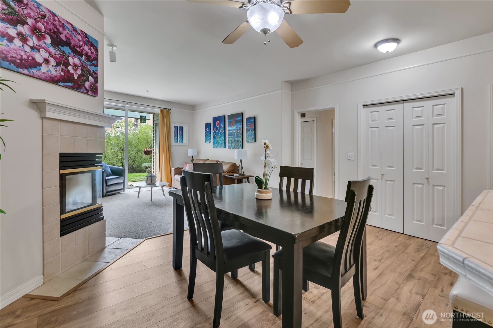 23009 Lakeview Drive #B103, Mountlake Terrace, WA 98043-2381