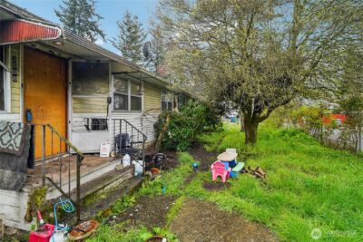 2008 Harrington Circle NE, Renton, WA 98056 - Photo 15