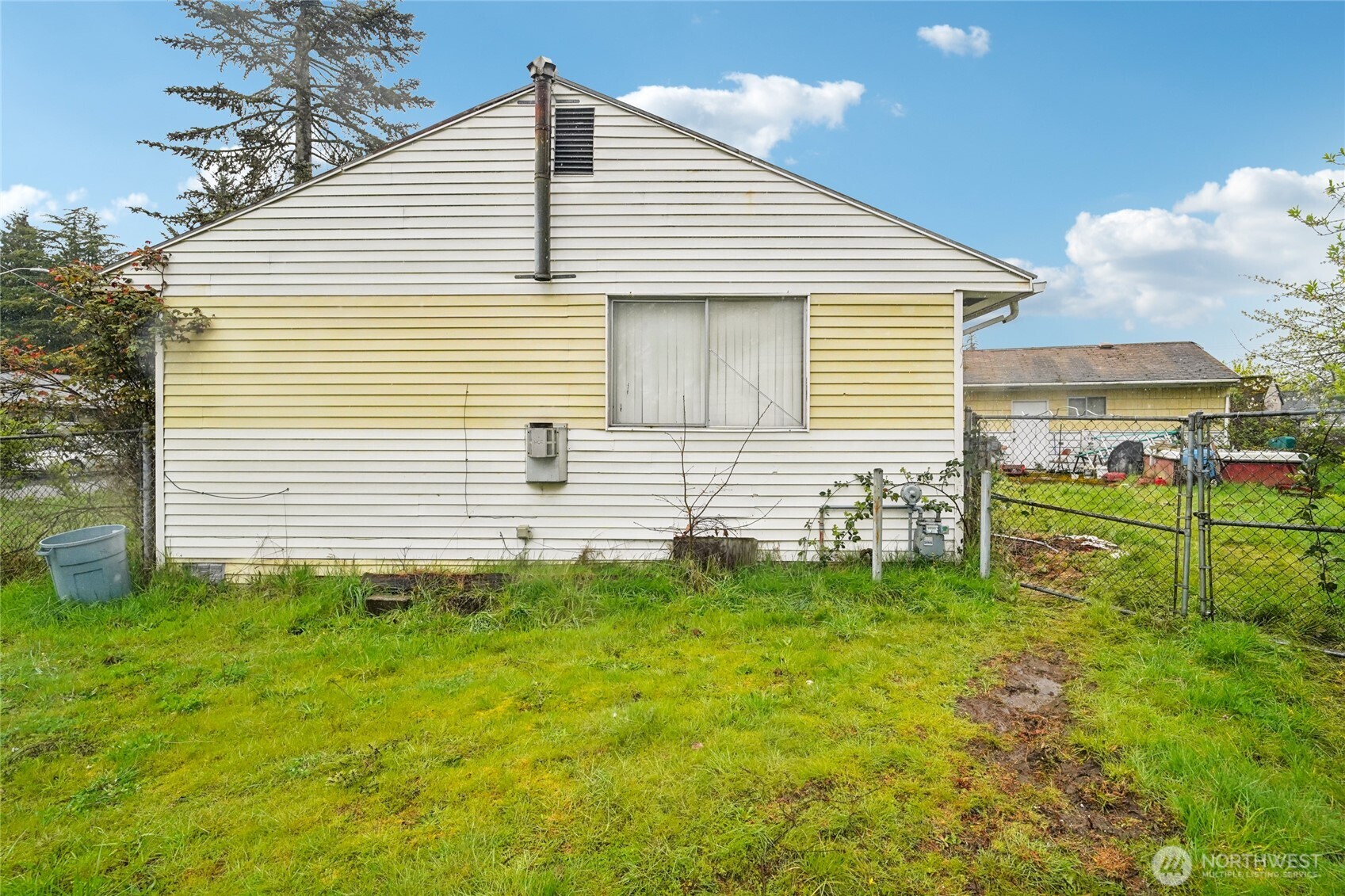2008 Harrington Circle NE, Renton, WA 98056