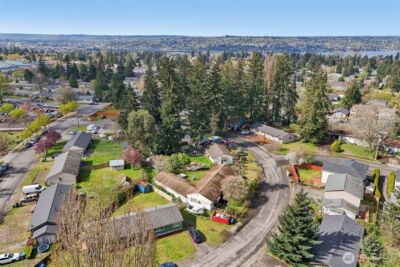 2008 Harrington Circle NE, Renton, WA 98056 - Photo 2