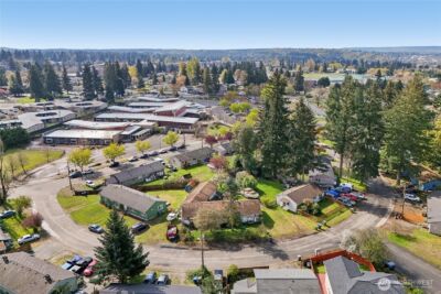 2008 Harrington Circle NE, Renton, WA 98056 - Photo 3