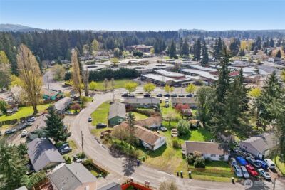 2008 Harrington Circle NE, Renton, WA 98056 - Photo 4