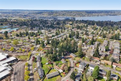 2008 Harrington Circle NE, Renton, WA 98056 - Photo 9