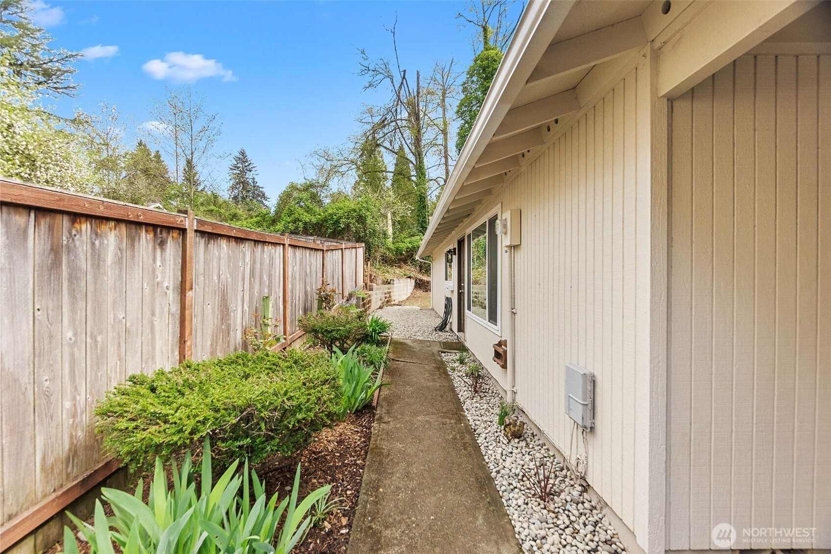 1072 1074 Central Street SE, Olympia, WA 98501