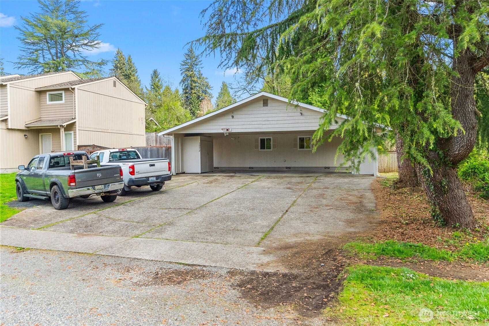 1072 1074 Central Street SE, Olympia, WA 98501