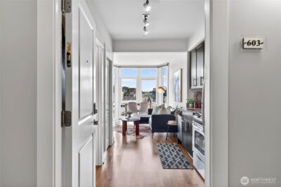 699 John Street #603, Seattle, WA 98109 - Photo 4