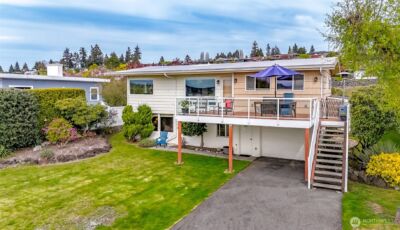 953 S Mountain View Avenue , Tacoma, WA 98465 - Photo 2