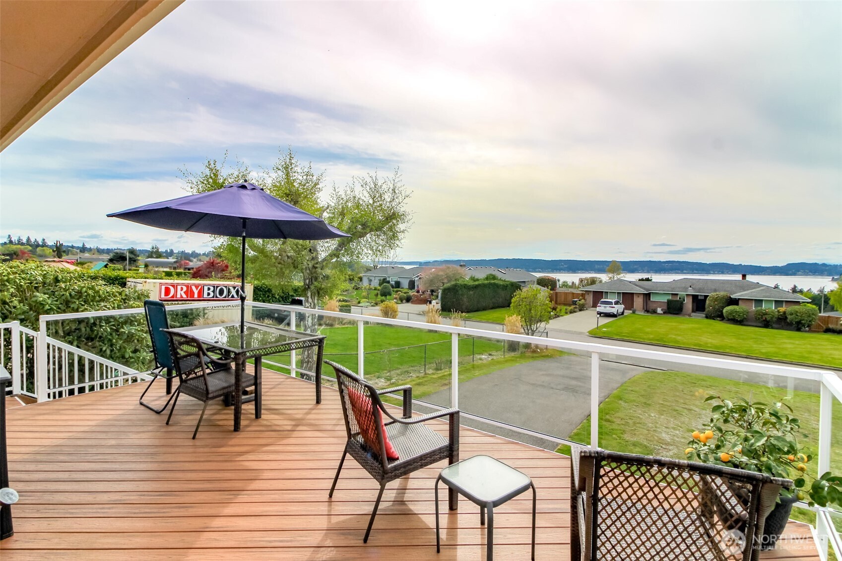 953 S Mountain View Avenue , Tacoma, WA 98465