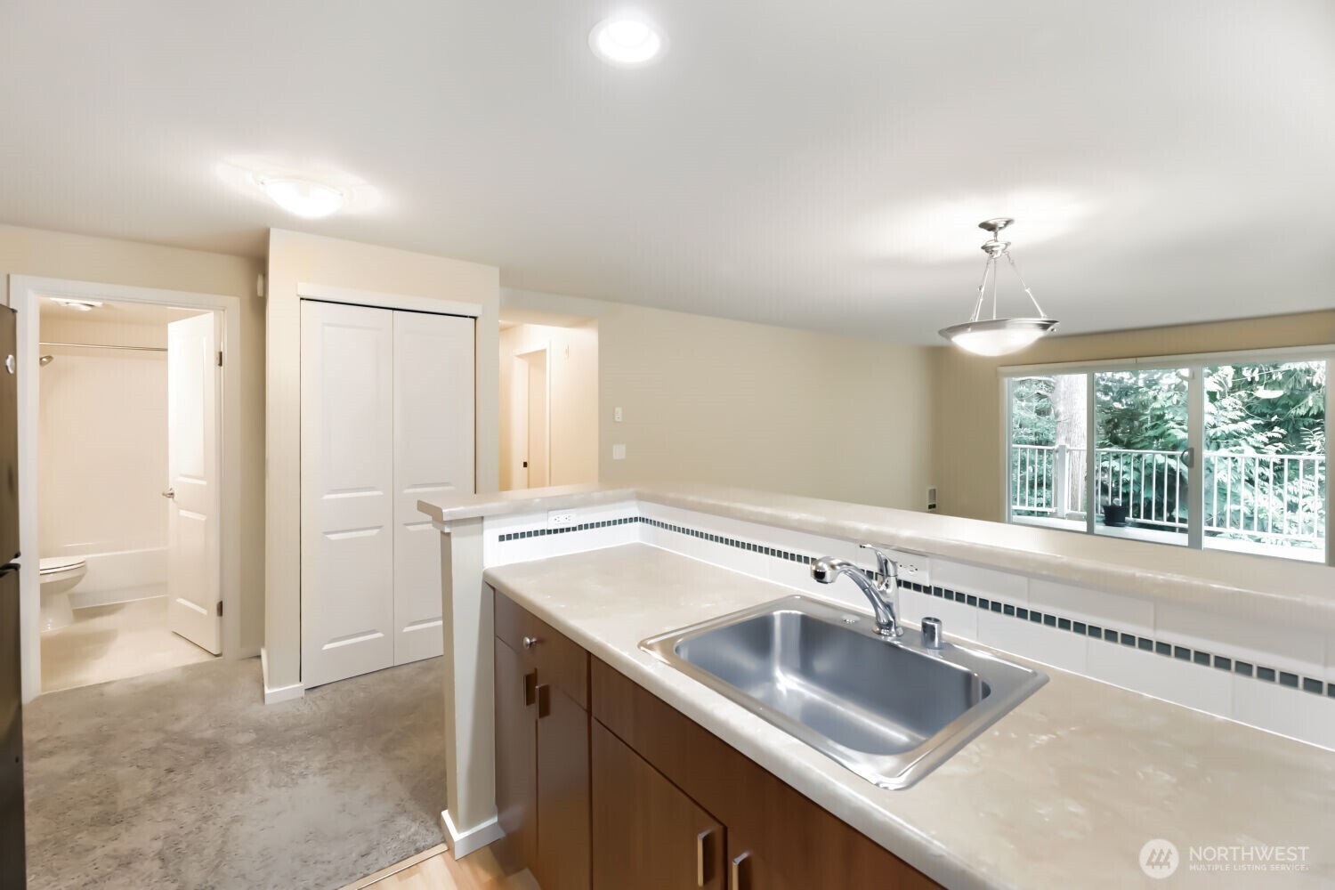 16101 Bothell Everett Highway #D204, Mill Creek, WA 98012