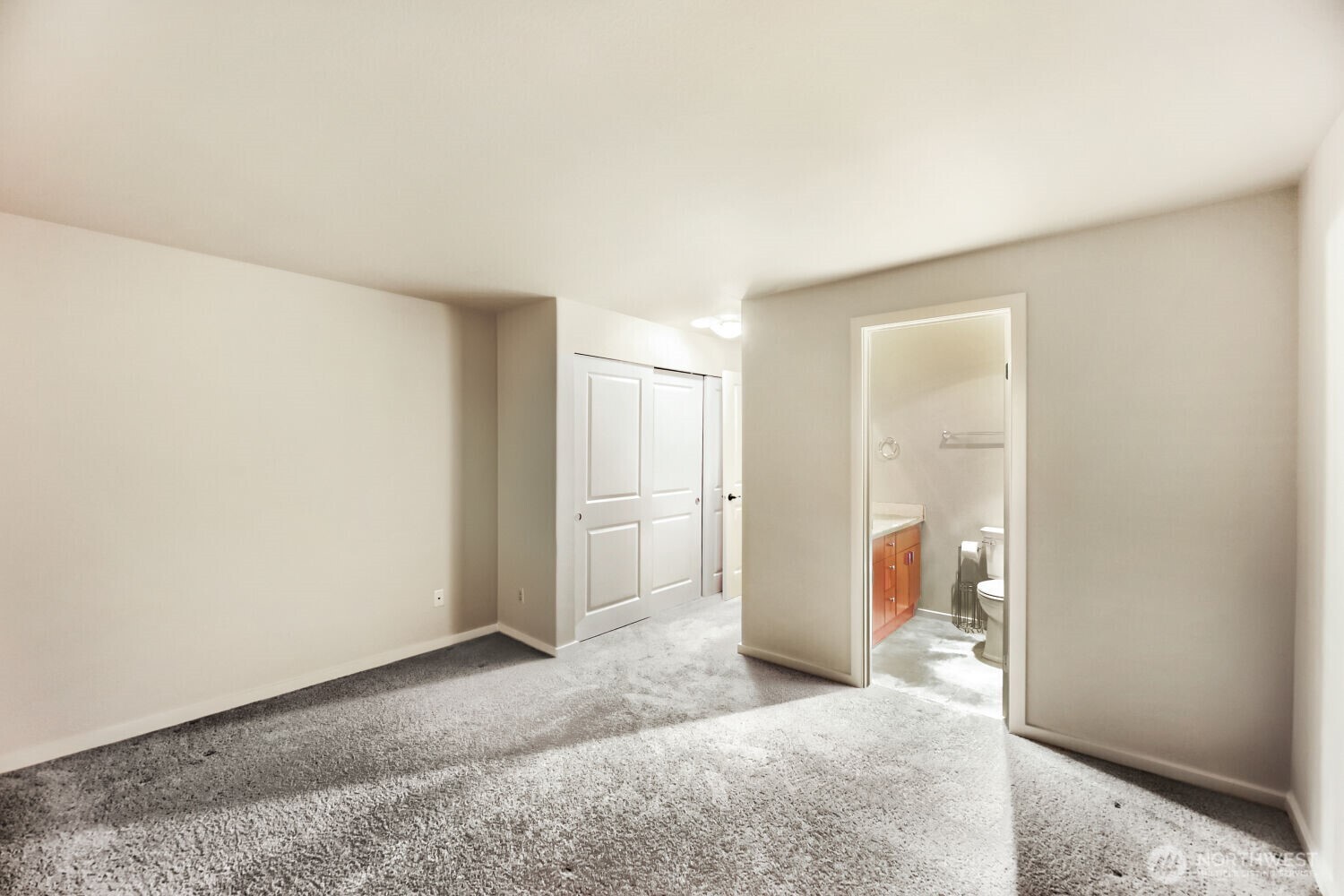 16101 Bothell Everett Highway #D204, Mill Creek, WA 98012