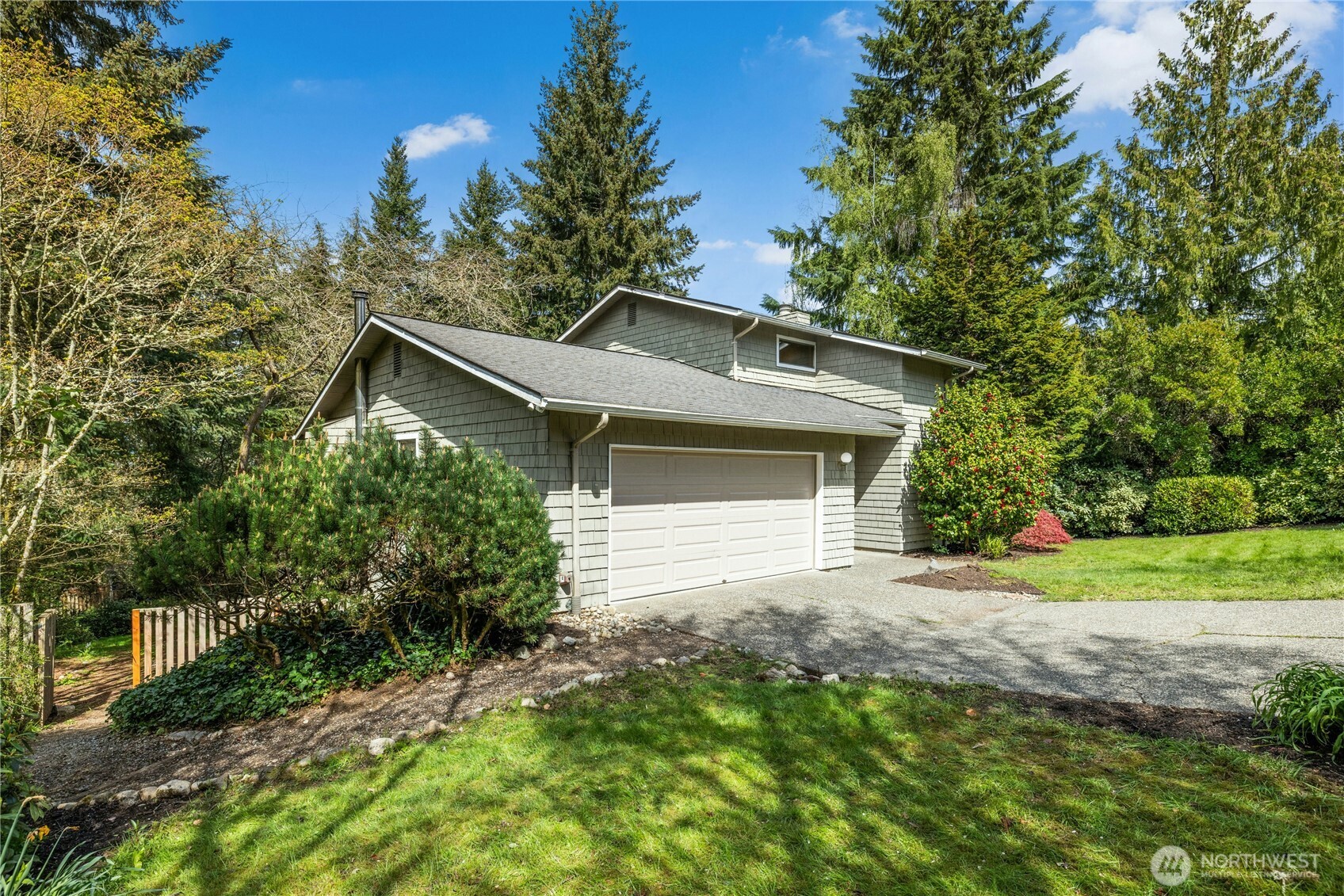 11649 NE Sunset Loop , Bainbridge Island, WA 98110