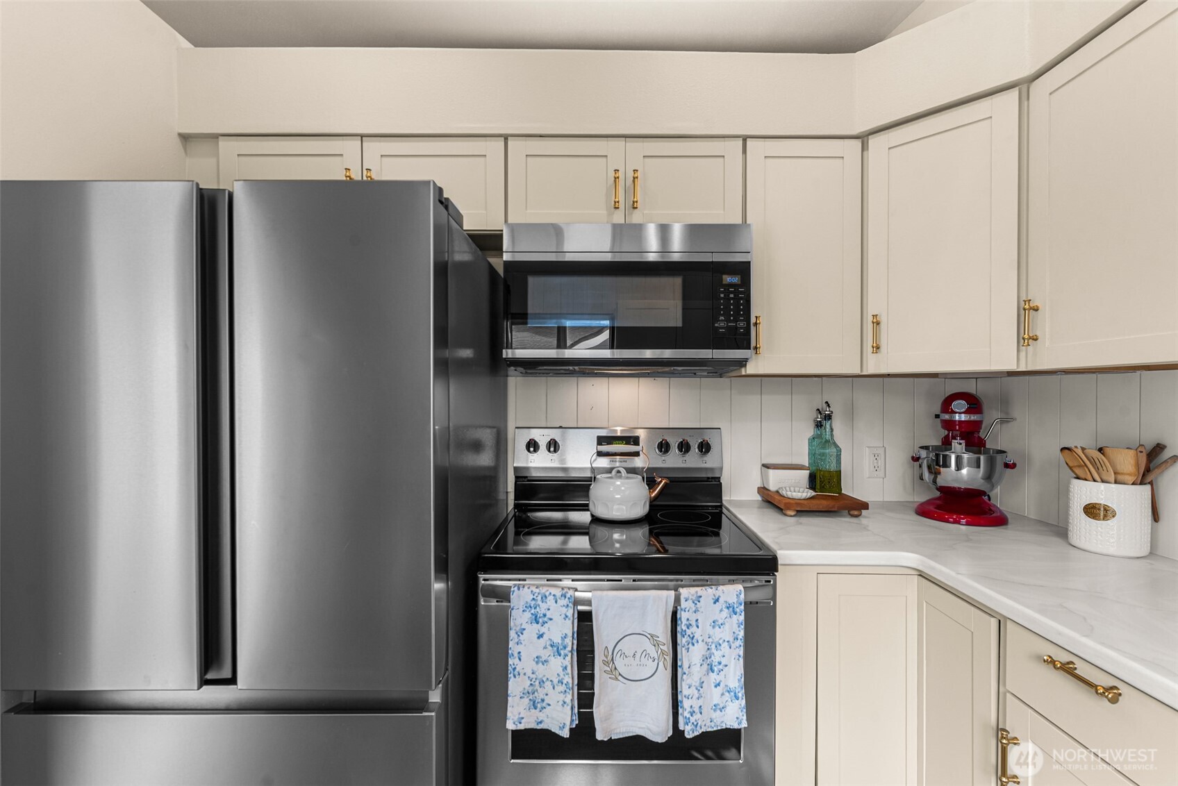 600 10th Street NE, East Wenatchee, WA 98802