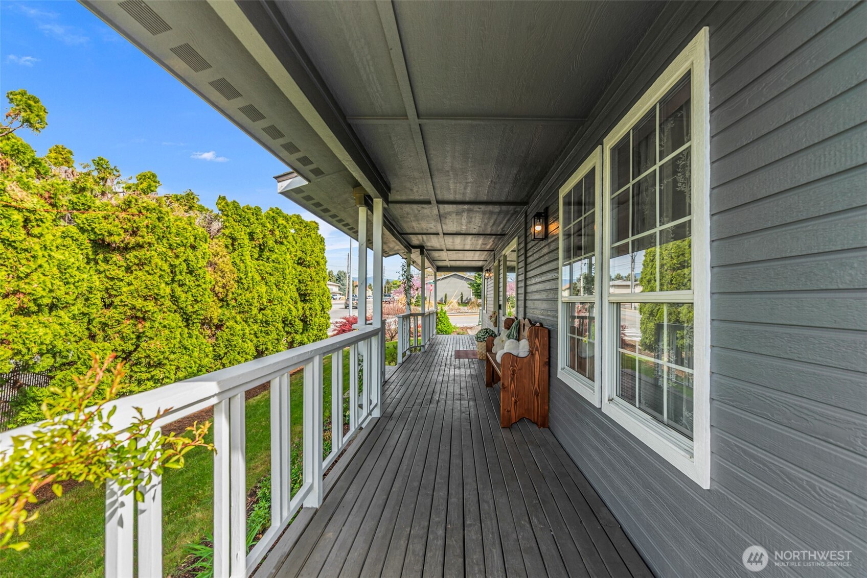 600 10th Street NE, East Wenatchee, WA 98802
