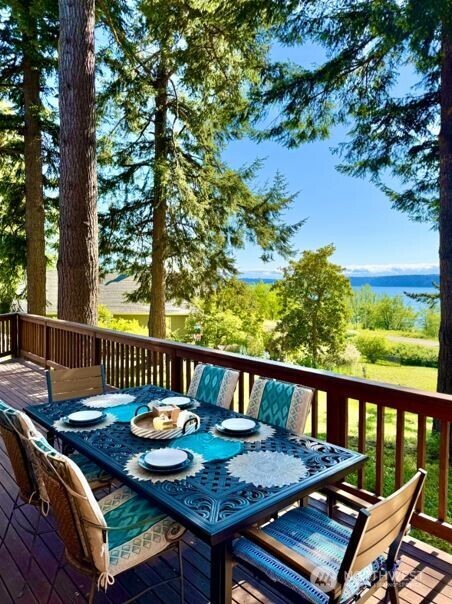996 Orchid Road , Camano Island, WA 98282