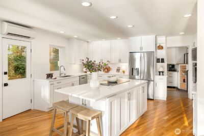 6518 NE Monte Vista Drive , Bainbridge Island, WA 98110 - Photo 12