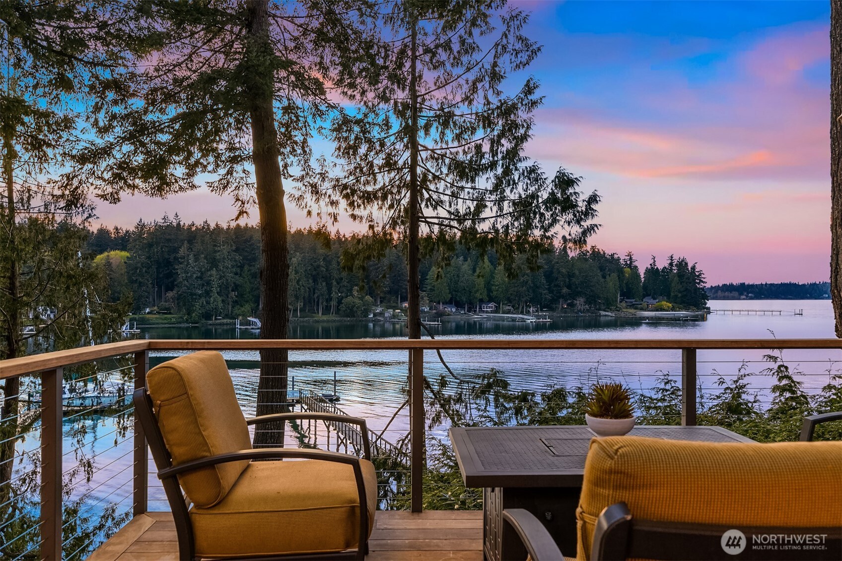 6518 NE Monte Vista Drive , Bainbridge Island, WA 98110