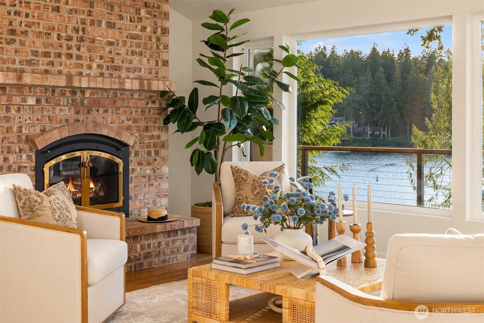 6518 NE Monte Vista Drive , Bainbridge Island, WA 98110