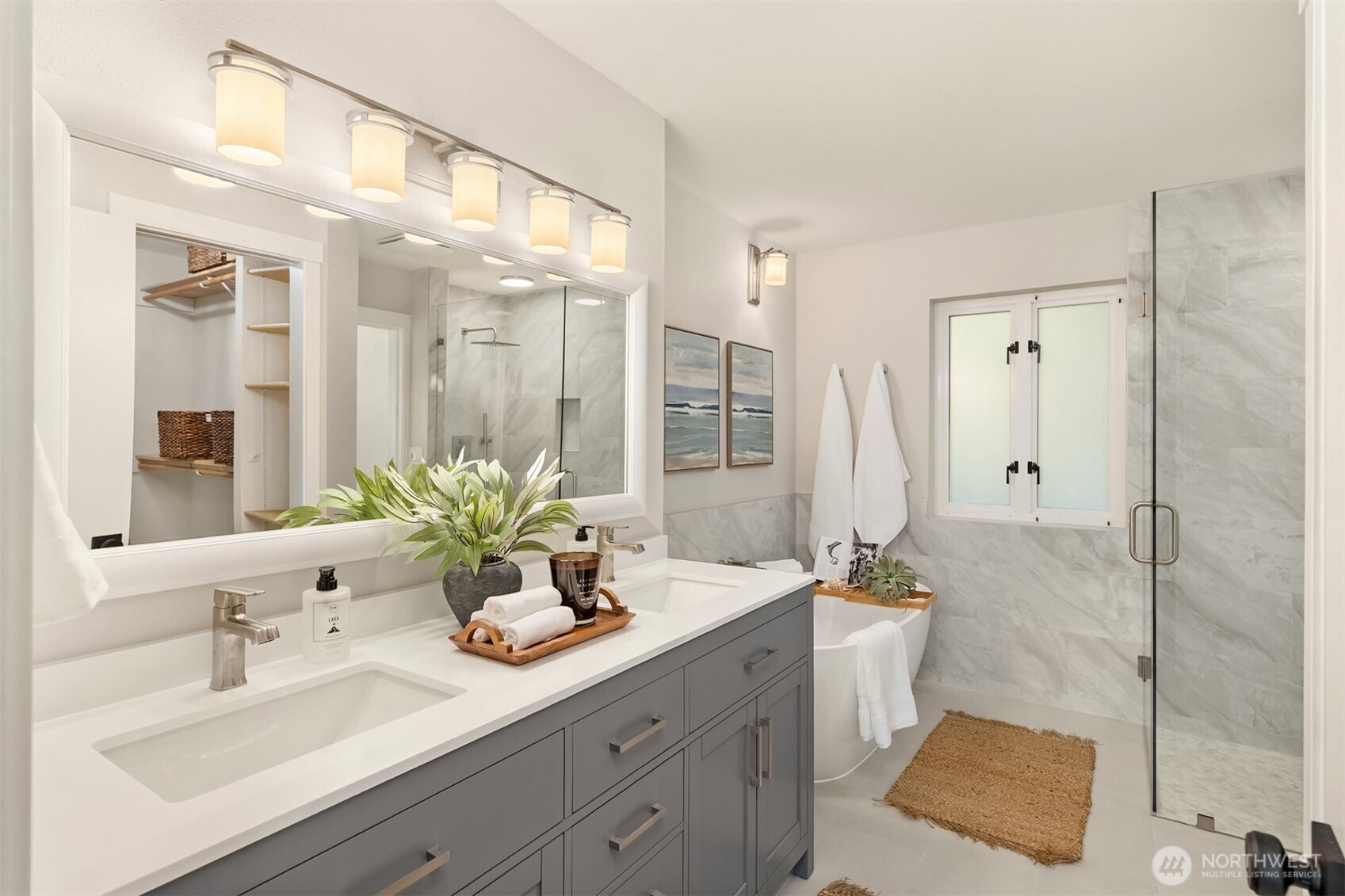 6518 NE Monte Vista Drive , Bainbridge Island, WA 98110