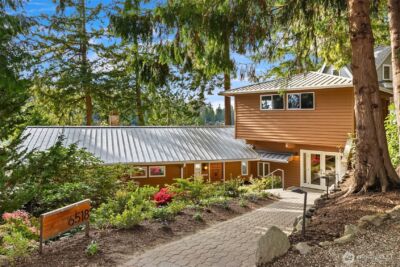 6518 NE Monte Vista Drive , Bainbridge Island, WA 98110 - Photo 4