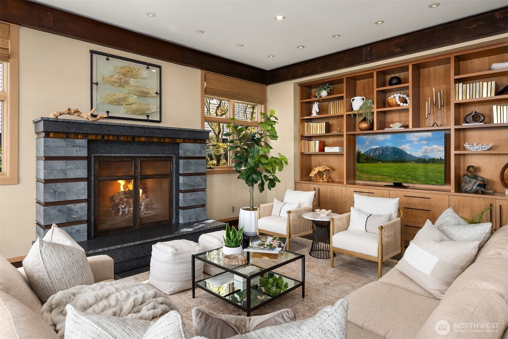 4290 Rockaway Beach Road NE, Bainbridge Island, WA 98110