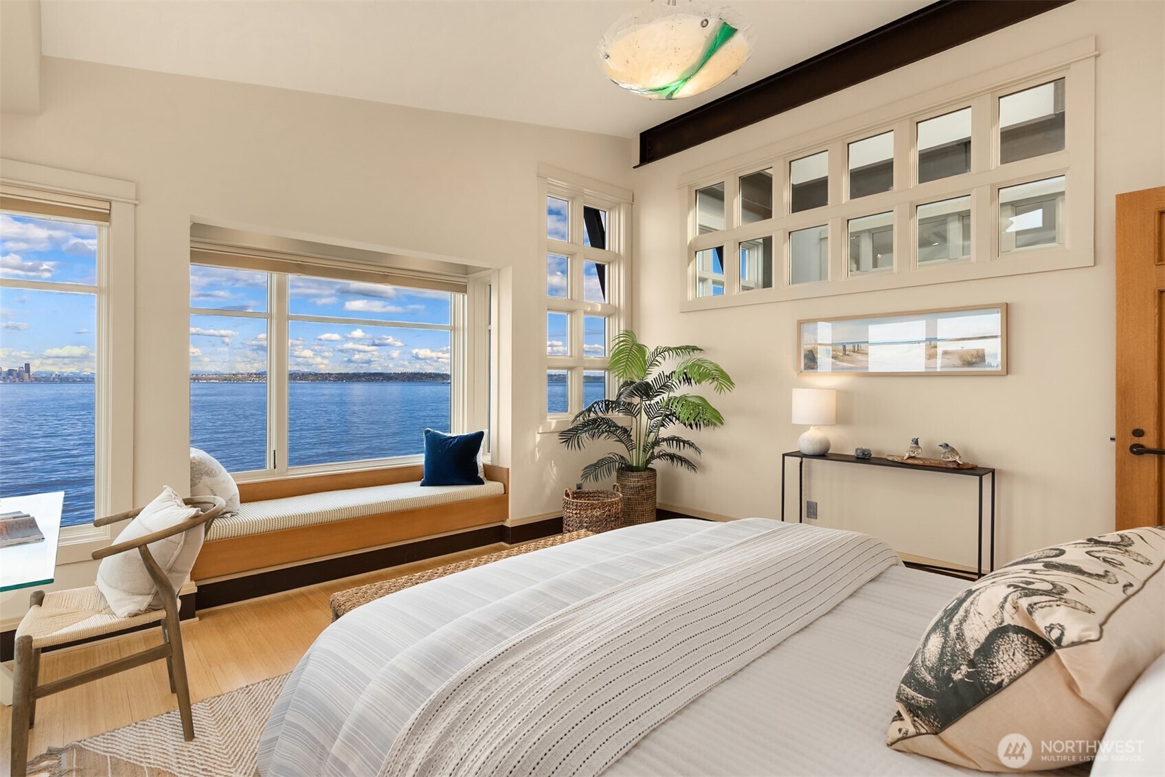 4290 Rockaway Beach Road NE, Bainbridge Island, WA 98110