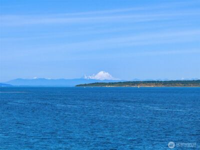 4290 Rockaway Beach Road NE, Bainbridge Island, WA 98110 - Photo 3
