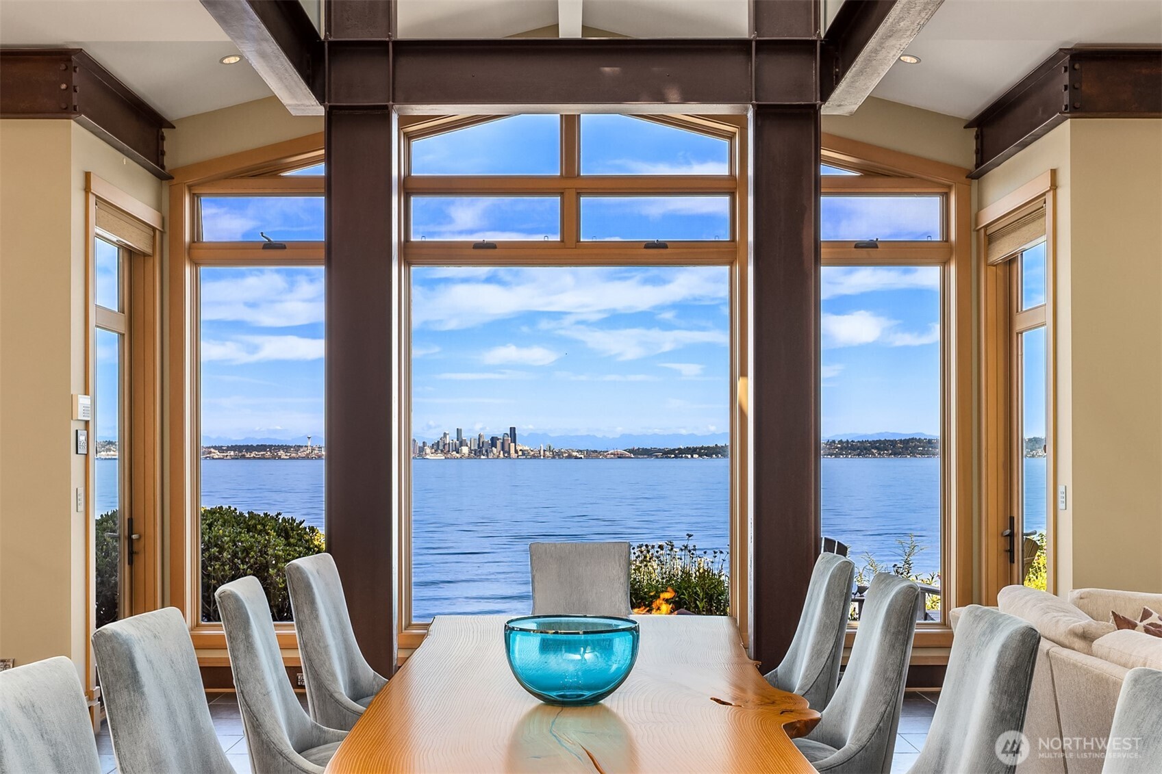 4290 Rockaway Beach Road NE, Bainbridge Island, WA 98110