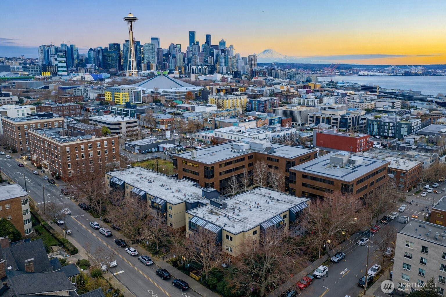 275 W Roy Street #412, Seattle, WA 98119-3860