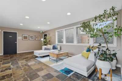 275 W Roy Street #412, Seattle, WA 98119-3860 - Photo 14