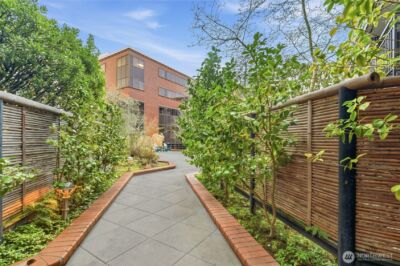 275 W Roy Street #412, Seattle, WA 98119-3860 - Photo 19