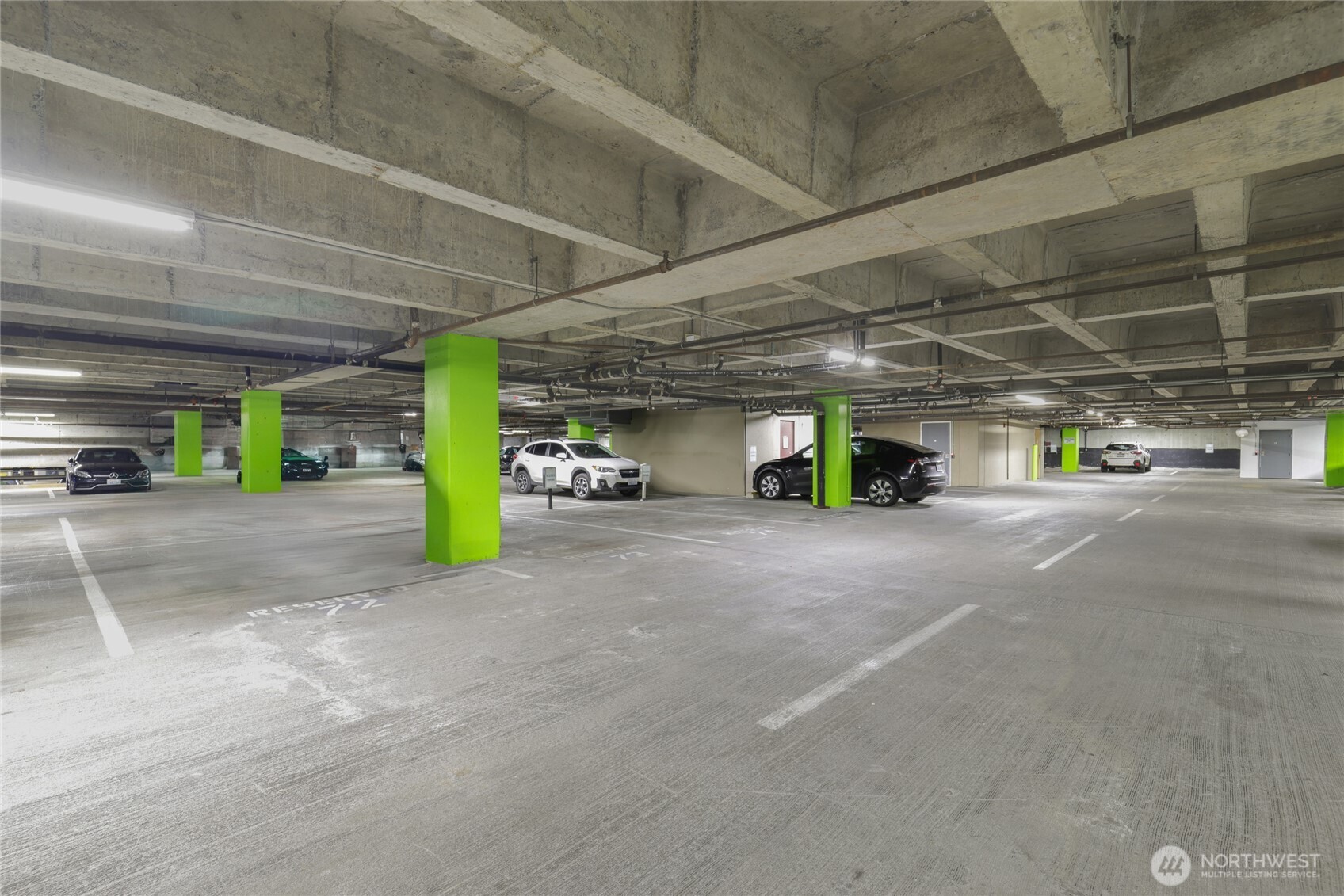 275 W Roy Street #412, Seattle, WA 98119-3860