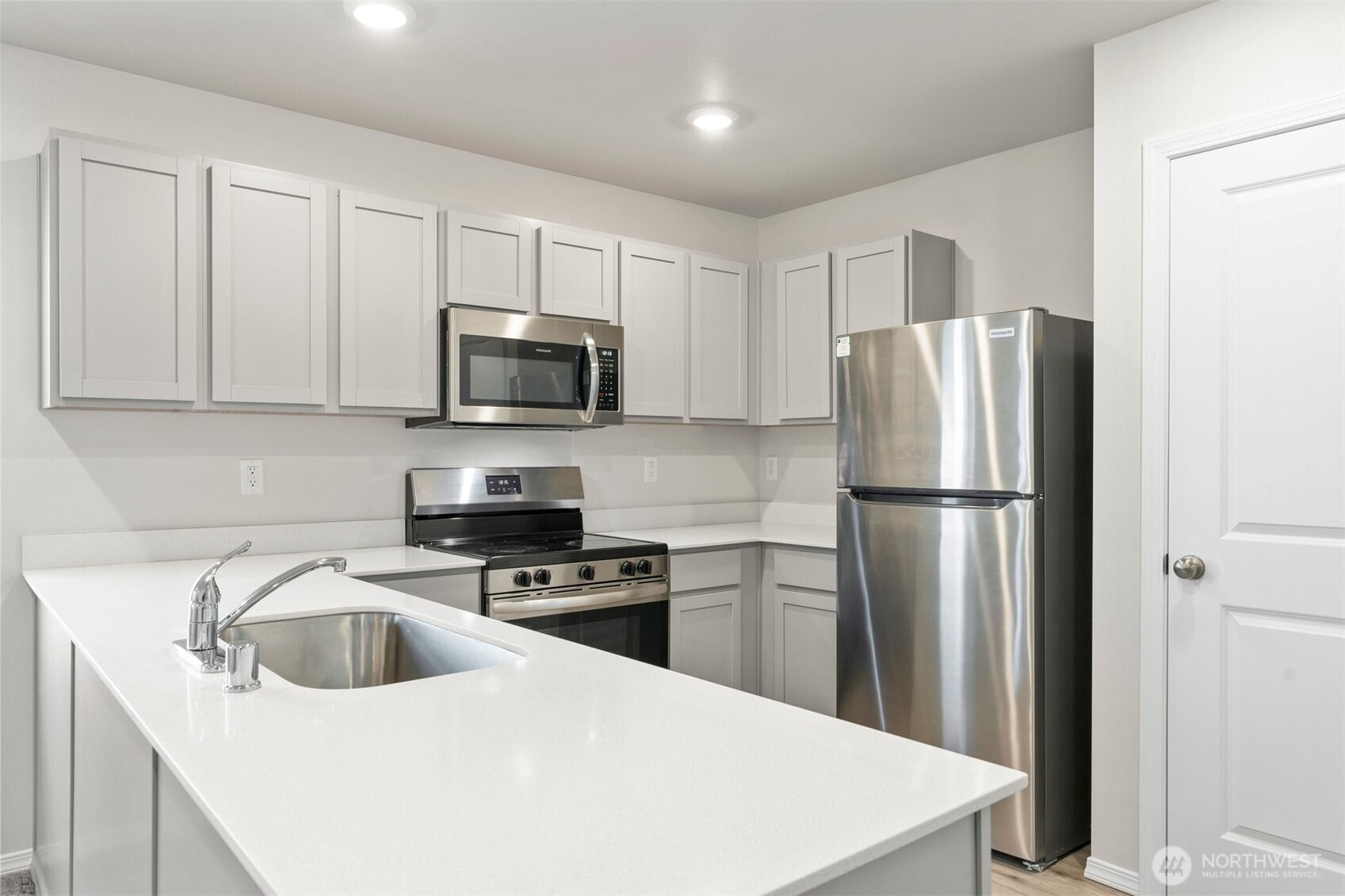 181 NE Olympic Ridge , Belfair, WA 98528