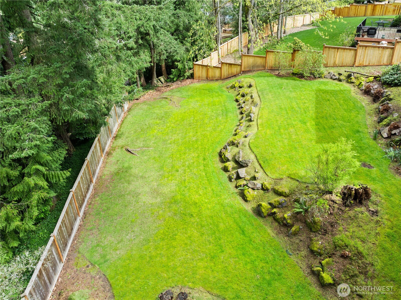 4616 NE 201st Place , Lake Forest Park, WA 98155