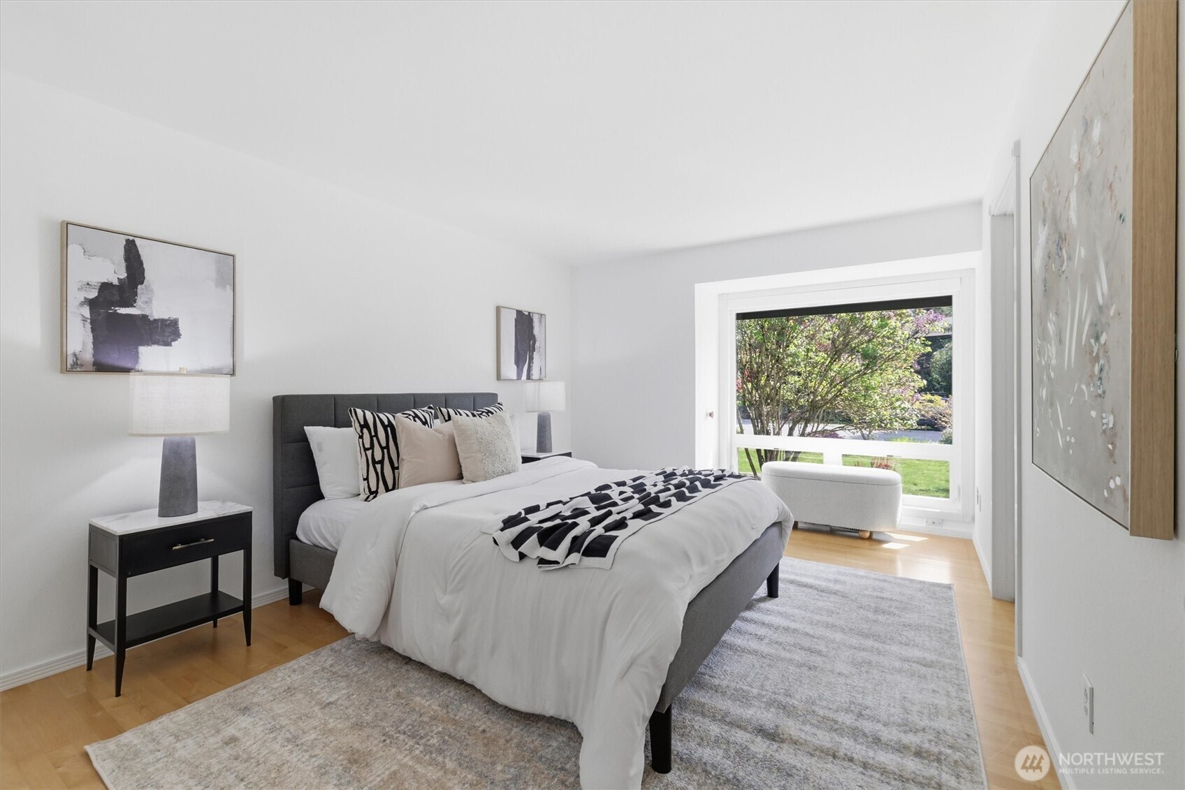 1040 NW Honeywood Place , Issaquah, WA 98027