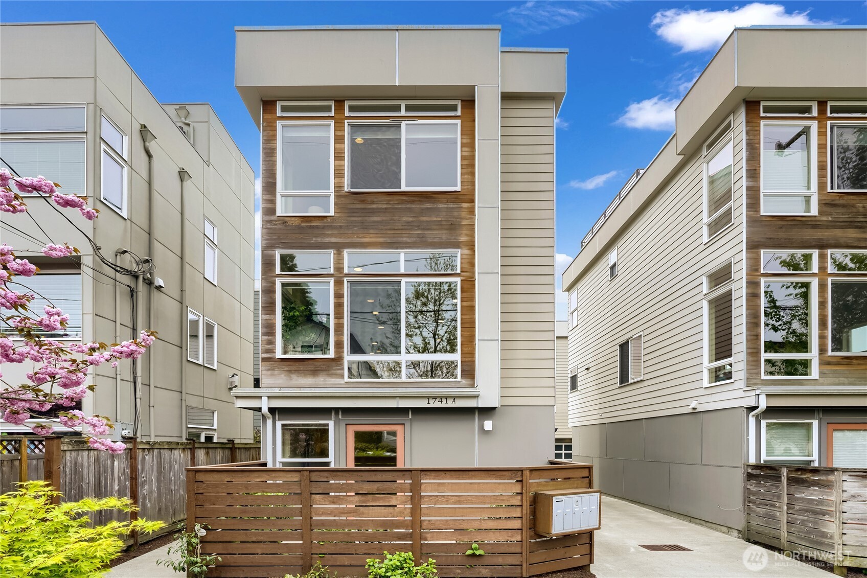 1741 NW 60th Street #A, Seattle, WA 98107