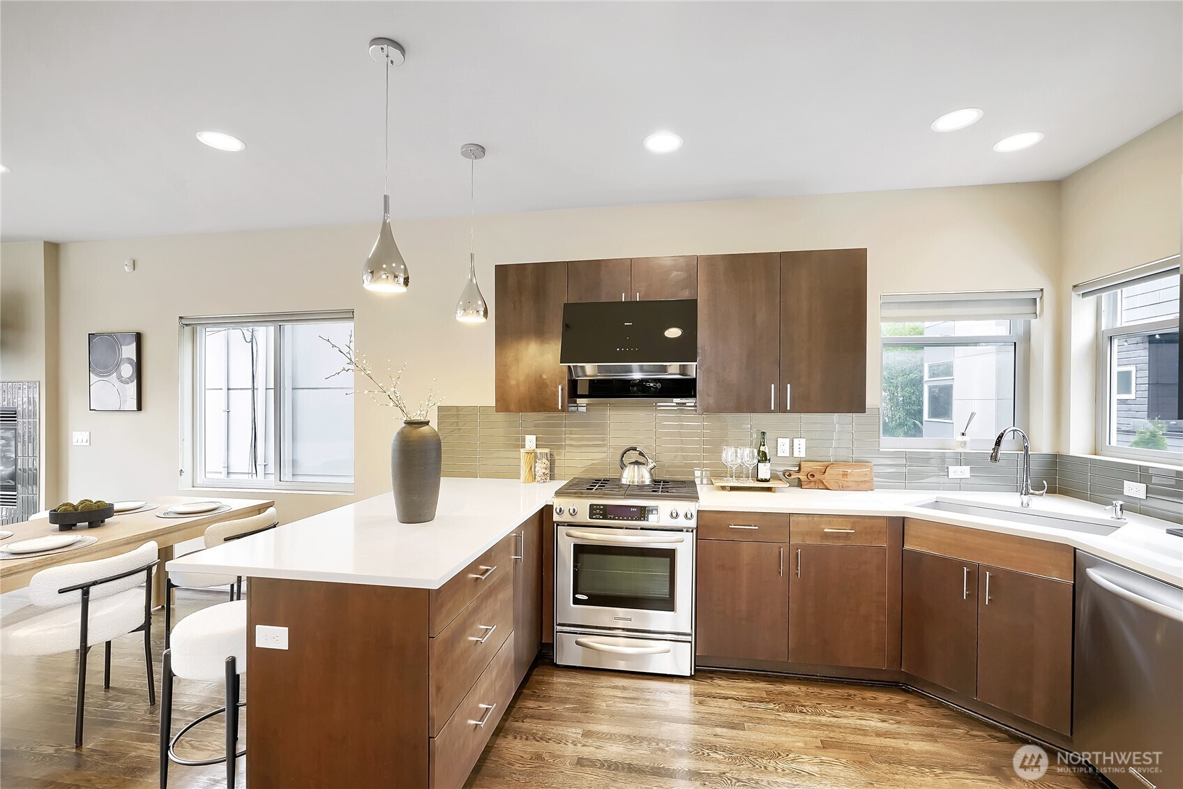 1741 NW 60th Street #A, Seattle, WA 98107