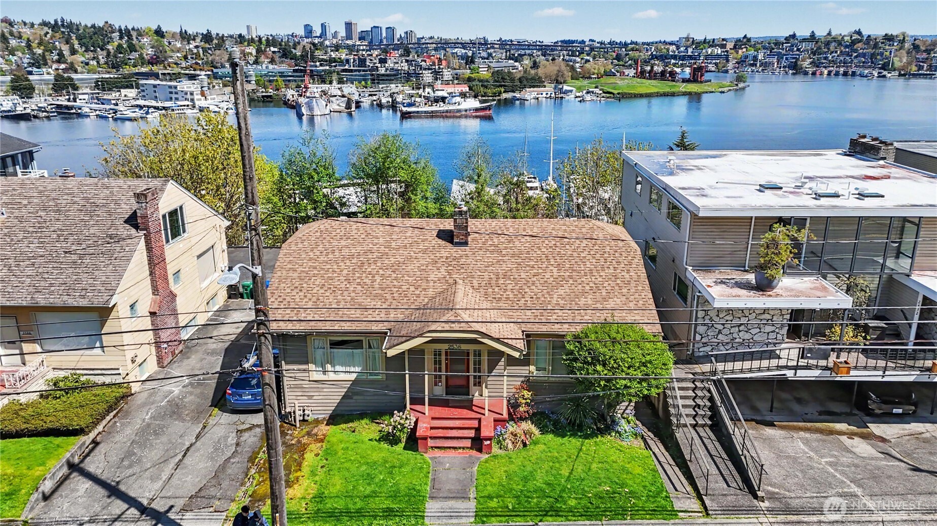2538 2540 Dexter Avenue N, Seattle, WA 98109